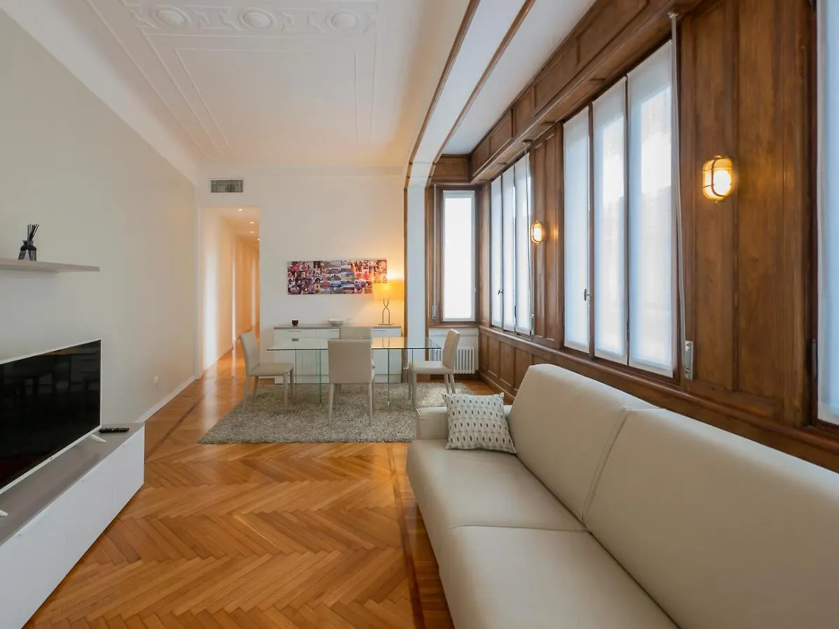 Apartment Splendido Appartamento Vicino Al Centro Storico - Master Guest Milan